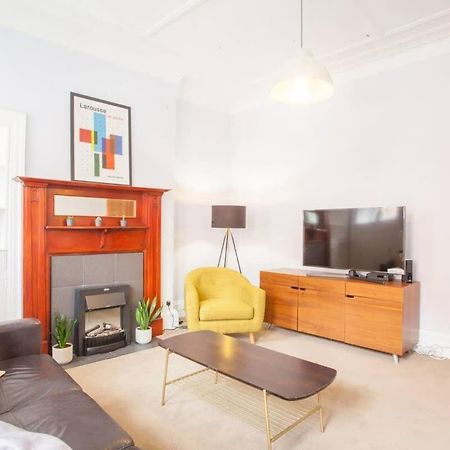 Modern, Light-Filled And Sleek West End Apartment Glasgow Kültér fotó
