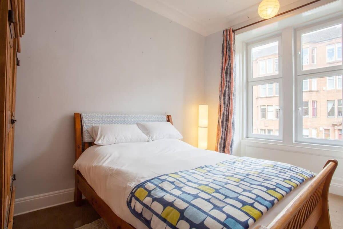Modern, Light-Filled And Sleek West End Apartment Glasgow Kültér fotó
