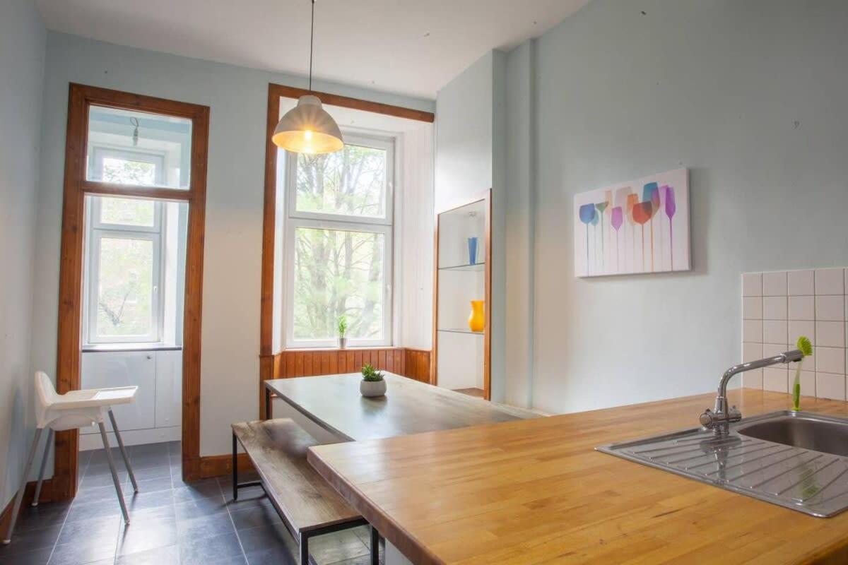 Modern, Light-Filled And Sleek West End Apartment Glasgow Kültér fotó